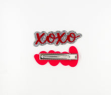 Load image into Gallery viewer, XOXO Acrylic Clip