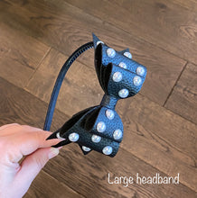 Load image into Gallery viewer, Pearl Bow